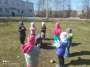 Весенние прогулки: польза для детей