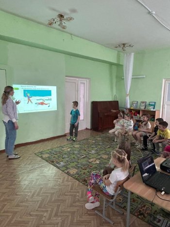 Безопасность на воде: обучение детей и родителей.
