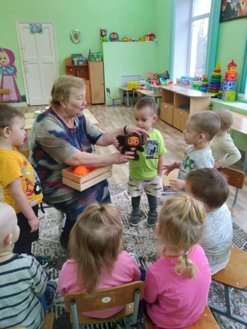 Чебурашка в гостях у ребят