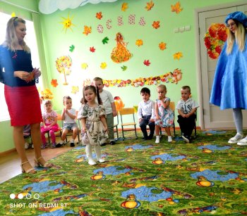 Осенний утренник 2 младшая группа